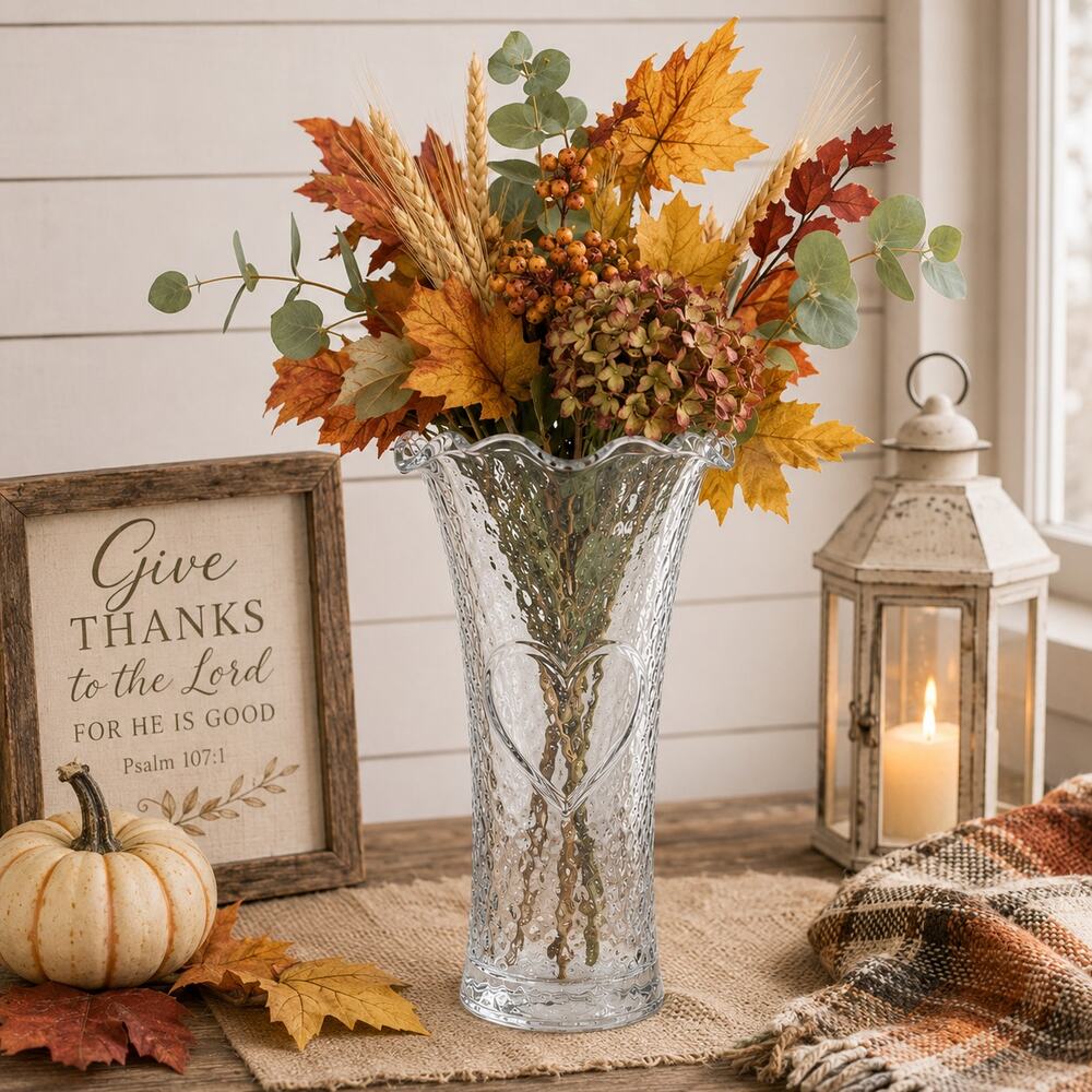 🦃🍂⛪🎄Anchor Hocking Heart Vase Clear Glass Scalloped Dimpled Vintage 6.75